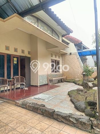 Disewakan Rumah Murah di Semeru Semarang Punya 4 Kamar Tidur Disewakan Rumah Murah di Semeru Semarang Punya 4 Kamar Tidur