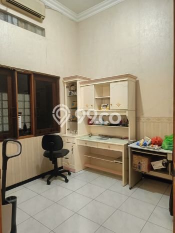 Disewakan Rumah Murah di Semeru Semarang Punya 4 Kamar Tidur Disewakan Rumah Murah di Semeru Semarang Punya 4 Kamar Tidur