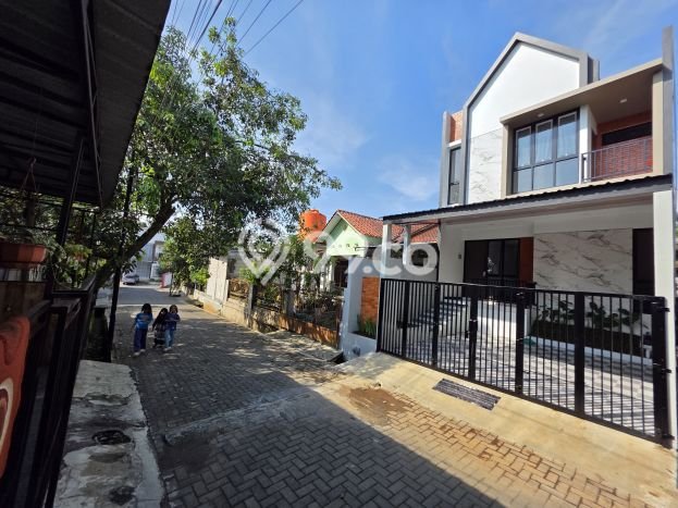 Dijual Cepat Rumah Bagus Siap Huni LB 125m2 di Gunung Pati, Semarang Dijual Cepat Rumah Bagus Siap Huni LB 125m2 di Gunung Pati, Semarang