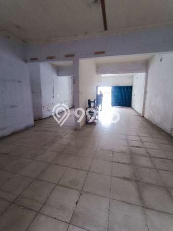 Ruko Dijual di Semarang LT 208m2 & LB 190m2 Lokasi Terbaik! Ruko Dijual di Semarang LT 208m2 & LB 190m2 Lokasi Terbaik!