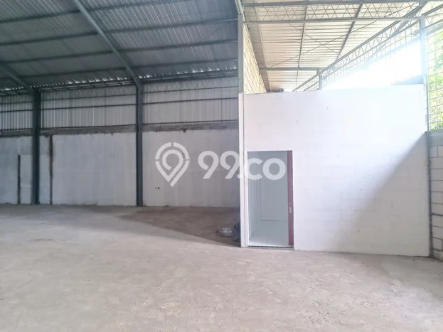 Dijual! Gudang di Manyaran Semarang LT 450m2 / LB 400m2 Kawasan Strategis Dijual! Gudang di Manyaran Semarang LT 450m2 / LB 400m2 Kawasan Strategis