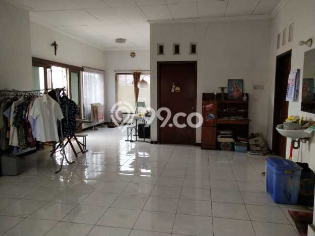 Dijual Rumah Eksklusif 4 KT di Puri Anjasmoro, Semarang Dijual Rumah Eksklusif 4 KT di Puri Anjasmoro, Semarang