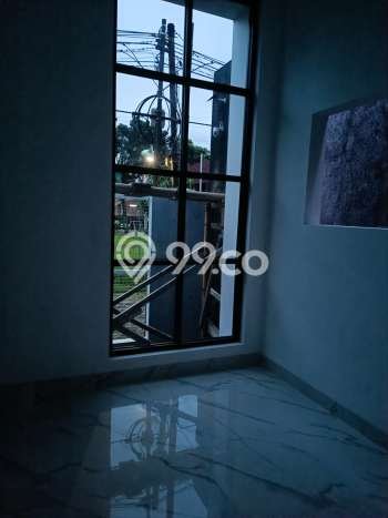 Rumah Modern 3 KT LT 240m2 di Tanah Mas Rumah Modern 3 KT LT 240m2 di Tanah Mas