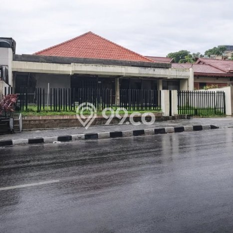 Hunian Elit LB 500m2 Siap Huni Desain Elegan di Kalibanteng kidul, Semarang Hunian Elit LB 500m2 Siap Huni Desain Elegan di Kalibanteng kidul, Semarang
