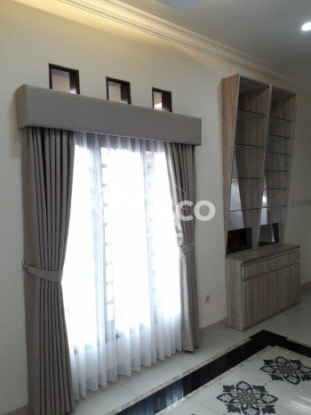 Rumah Mewah LB 330m2 Siap Huni Desain Elegan di Pondok Kelapa, Jakarta Timur Rumah Mewah LB 330m2 Siap Huni Desain Elegan di Pondok Kelapa, Jakarta Timur