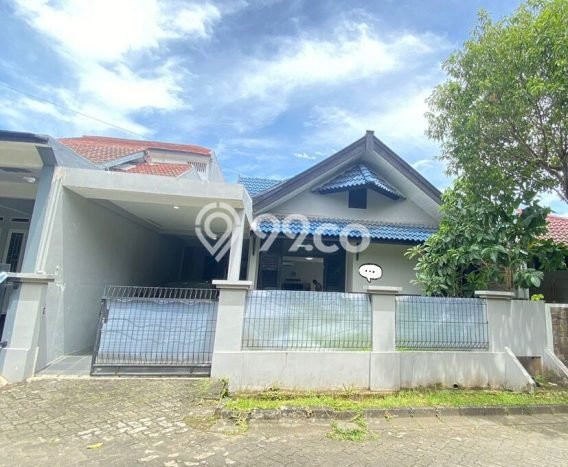 Dijual Cepat Rumah Cantik Halaman Luas di Kemang Pratama 1 Dijual Cepat Rumah Cantik Halaman Luas di Kemang Pratama 1