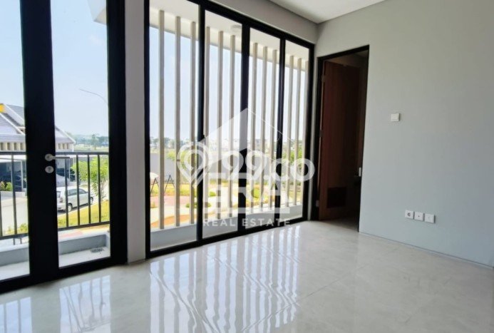 Jual Rumah Eksklusif 3 KT di Grand Wisata, Bekasi Jual Rumah Eksklusif 3 KT di Grand Wisata, Bekasi