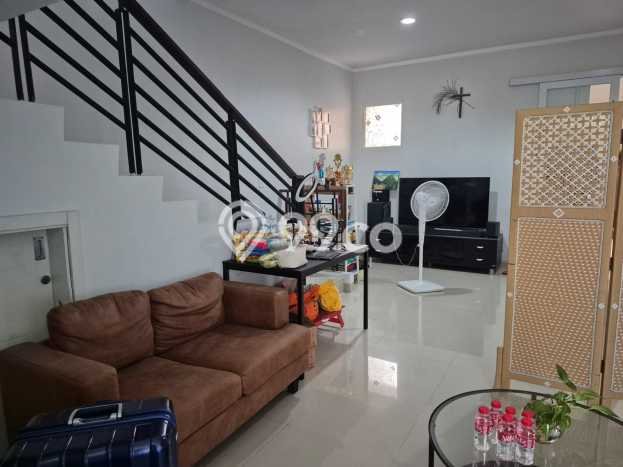 For Sale Hunian Rumah Terawat 2 Kamar di Summarecon Bekasi, Bekasi For Sale Hunian Rumah Terawat 2 Kamar di Summarecon Bekasi, Bekasi