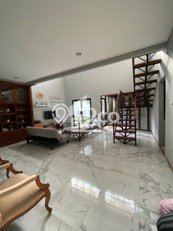 Jual Rumah Luas Elegan Dengan View Eksklusif di Kemang Pratama, Bekasi Jual Rumah Luas Elegan Dengan View Eksklusif di Kemang Pratama, Bekasi