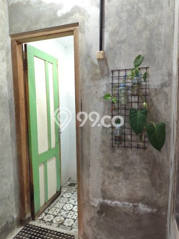 Unit Komersial Disewa Lokasi Depok, Sleman Spesifikasi Luas Bangunan 120m2 Unit Komersial Disewa Lokasi Depok, Sleman Spesifikasi Luas Bangunan 120m2
