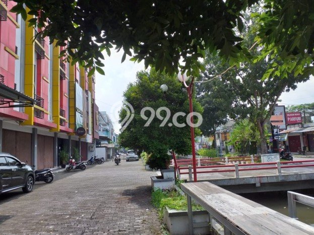 Ruko Bagus Dijual di Caturtunggal Sleman Strategis Cocok untuk Kembangkan Bisnis Ruko Bagus Dijual di Caturtunggal Sleman Strategis Cocok untuk Kembangkan Bisnis