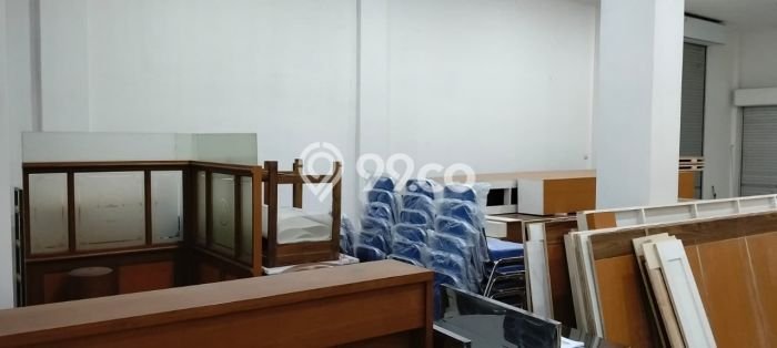 Unit Kantor Dijual di Banguntapan Bantul Luas Tanah 3500m2, Luas Bangunan 2500m2 Unit Kantor Dijual di Banguntapan Bantul Luas Tanah 3500m2, Luas Bangunan 2500m2
