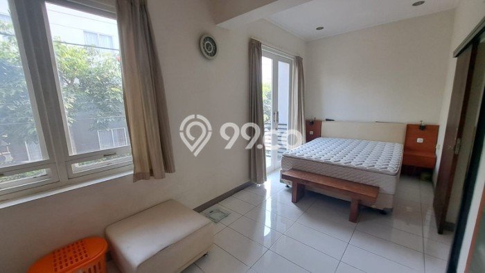 Rumah EXCLUSIVE di Caturtunggal, Sleman, Luas 139m2m² Bangunan 139m2m² KESEMPATAN TERBATAS! Rumah EXCLUSIVE di Caturtunggal, Sleman, Luas 139m2m² Bangunan 139m2m² KESEMPATAN TERBATAS!