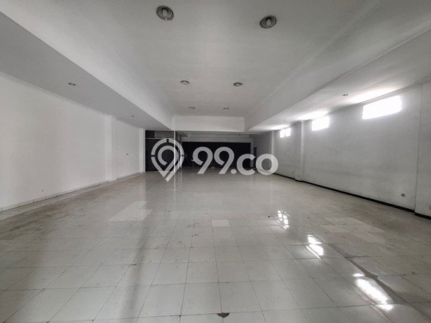 Komersial bagus disewakan di Mlati Sleman dengan LB 210m2 harga sewa terbaik Komersial bagus disewakan di Mlati Sleman dengan LB 210m2 harga sewa terbaik