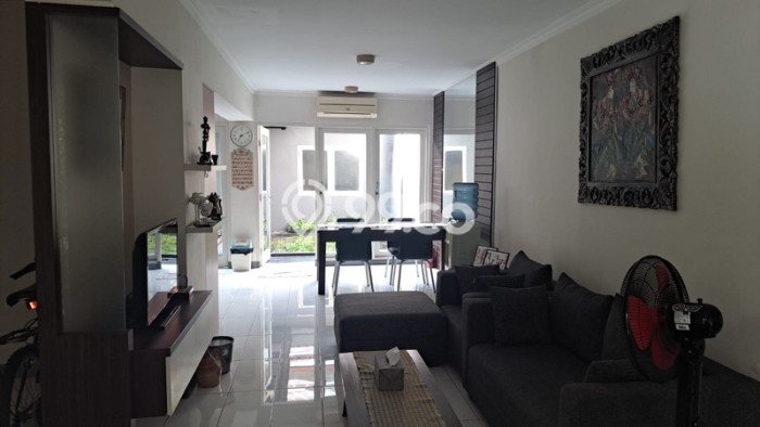 Rumah EXCLUSIVE di Caturtunggal, Sleman, Luas 139m2m² Bangunan 139m2m² KESEMPATAN TERBATAS! Rumah EXCLUSIVE di Caturtunggal, Sleman, Luas 139m2m² Bangunan 139m2m² KESEMPATAN TERBATAS!