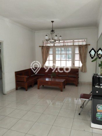 Ruko Komersial Disewakan di Pakualaman Yogyakarta Luas 300m2 Ruko Komersial Disewakan di Pakualaman Yogyakarta Luas 300m2