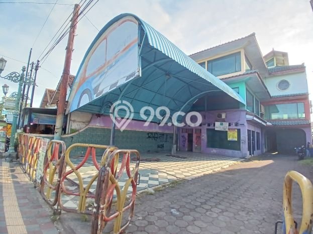 LOKASI PREMIUM! Komersial Kawasan Sewon, Luas 1200m², Area Bisnis LOKASI PREMIUM! Komersial Kawasan Sewon, Luas 1200m², Area Bisnis
