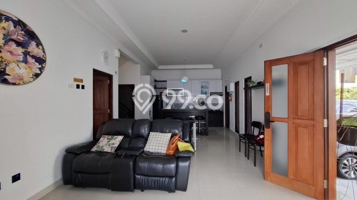 Rumah Eksklusif lokasi Depok, Sleman, Luas 144m2m² LB 120m2m² Rumah Eksklusif lokasi Depok, Sleman, Luas 144m2m² LB 120m2m²