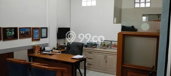 Unit Kantor Dijual di Banguntapan Bantul Luas Tanah 3500m2, Luas Bangunan 2500m2 Unit Kantor Dijual di Banguntapan Bantul Luas Tanah 3500m2, Luas Bangunan 2500m2