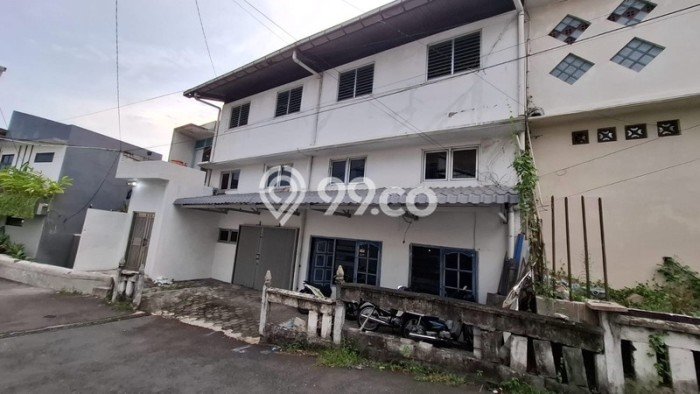 Dijual Ruko Premium Kawasan Mantrijeron, Luas 640m2m², Mainroad, Kawasan Komersial Dijual Ruko Premium Kawasan Mantrijeron, Luas 640m2m², Mainroad, Kawasan Komersial
