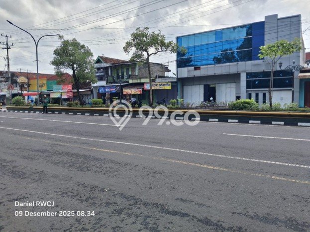 Disewakan Ruko di Bantul Bantul LT 210m2, LB 420m2 Disewakan Ruko di Bantul Bantul LT 210m2, LB 420m2
