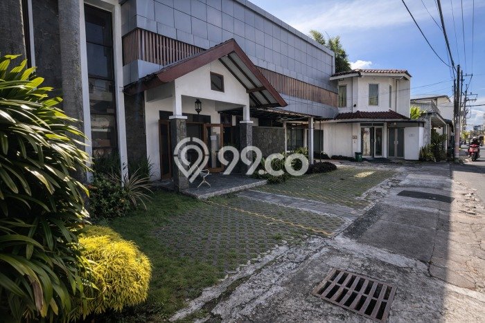 Area Ramai! Kantor Dijual di Mlati untuk Bisnis Luas Bangunan 1576m2 Area Ramai! Kantor Dijual di Mlati untuk Bisnis Luas Bangunan 1576m2