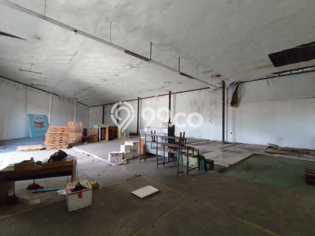 Unit Kantor disewakan di Kasihan Bantul dengan LT 1722m2 / LB 1200m2 Unit Kantor disewakan di Kasihan Bantul dengan LT 1722m2 / LB 1200m2