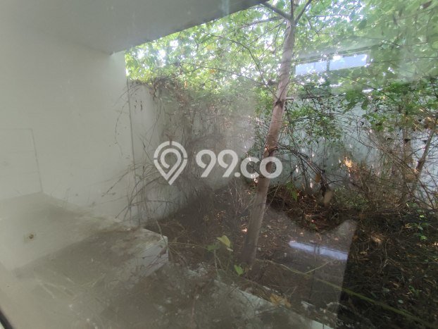 Rumah Luas Asri 2 KT Siap Pakai di Suvarna Sutera Tangerang Rumah Luas Asri 2 KT Siap Pakai di Suvarna Sutera Tangerang
