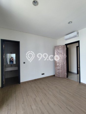 Disewakan Rumah Murah di Suvarna Sutera Tangerang Punya 3 KT Disewakan Rumah Murah di Suvarna Sutera Tangerang Punya 3 KT