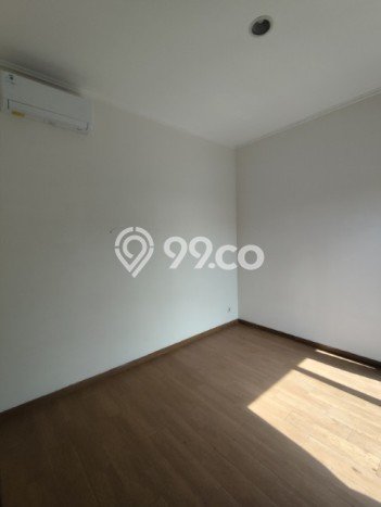 Jarang Ada! Rumah Sewa 4 Kamar Bagus Siap Huni Suvarna Sutera Jarang Ada! Rumah Sewa 4 Kamar Bagus Siap Huni Suvarna Sutera