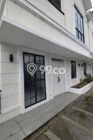 Hunian Nyaman Asri 4 KT Siap Huni di Suvarna Sutera Tangerang Hunian Nyaman Asri 4 KT Siap Huni di Suvarna Sutera Tangerang