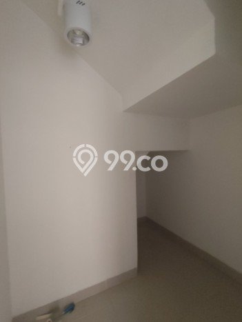 Hunian Nyaman Asri 4 KT Siap Huni di Suvarna Sutera Tangerang Hunian Nyaman Asri 4 KT Siap Huni di Suvarna Sutera Tangerang