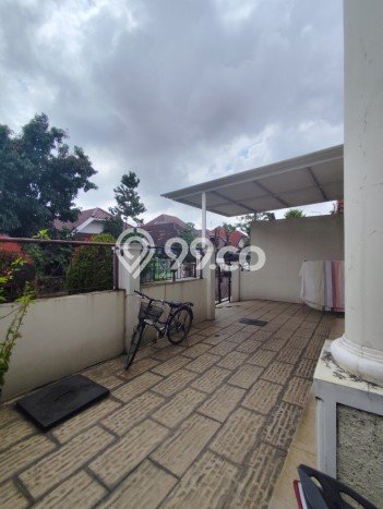 Jual Rumah Mewah Elegan Dengan View Eksklusif di Gading Serpong, Tangerang Jual Rumah Mewah Elegan Dengan View Eksklusif di Gading Serpong, Tangerang