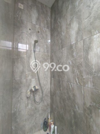 Rumah Luas Asri 4 KT Siap Huni di Suvarna Sutera Tangerang Rumah Luas Asri 4 KT Siap Huni di Suvarna Sutera Tangerang