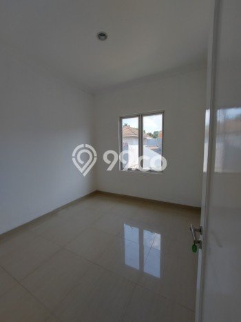 Jual Rumah Mewah Megah Dengan View Eksklusif di Suvarna Sutera, Tangerang Jual Rumah Mewah Megah Dengan View Eksklusif di Suvarna Sutera, Tangerang