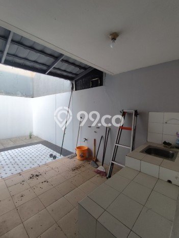 Rumah Minimalis 2 KT LT 102m2 di Suvarna Sutera Rumah Minimalis 2 KT LT 102m2 di Suvarna Sutera