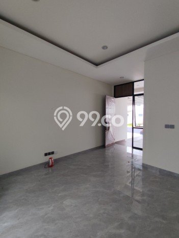 Disewakan! Rumah 4 Kamar Tidur &
3 Kamar Mandi di Suvarna Sutera, Tangerang Disewakan! Rumah 4 Kamar Tidur &
3 Kamar Mandi di Suvarna Sutera, Tangerang