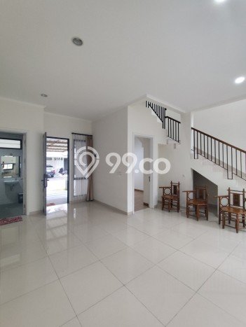 Rumah sewa siap pakai 3 KT di Suvarna Sutera, Tangerang Rumah sewa siap pakai 3 KT di Suvarna Sutera, Tangerang