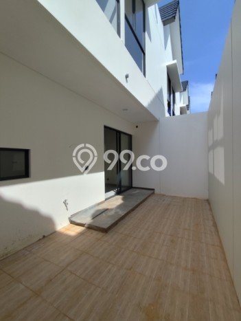 Disewakan Rumah Murah di Suvarna Sutera Tangerang Punya 3 KT Disewakan Rumah Murah di Suvarna Sutera Tangerang Punya 3 KT