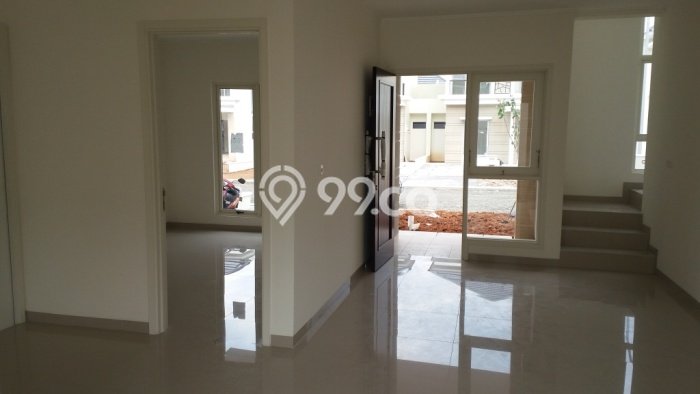 Rumah Sewa Tangerang LT 180m2 LB 130m2 Area Suvarna Sutera Rumah Sewa Tangerang LT 180m2 LB 130m2 Area Suvarna Sutera
