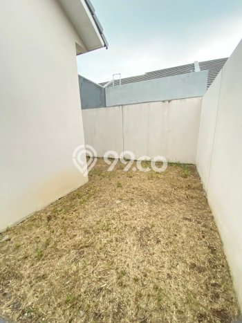 Jarang Ada! Rumah Kontrakan 2 Kamar Nyaman Siap Huni Suvarna Sutera Jarang Ada! Rumah Kontrakan 2 Kamar Nyaman Siap Huni Suvarna Sutera