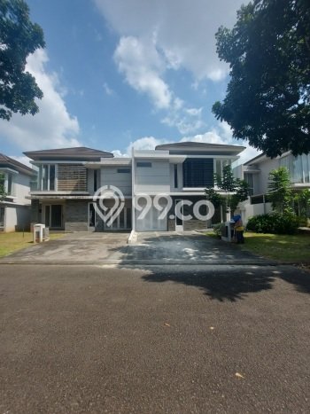 Jual Rumah Mewah Megah Dengan View Eksklusif di Suvarna Sutera, Tangerang Jual Rumah Mewah Megah Dengan View Eksklusif di Suvarna Sutera, Tangerang