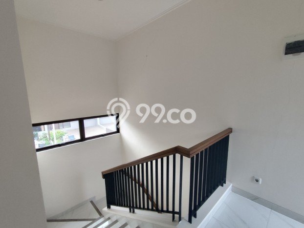 Dijual Hunian Rumah Terawat 3 KT di Suvarna Sutera, Tangerang Dijual Hunian Rumah Terawat 3 KT di Suvarna Sutera, Tangerang