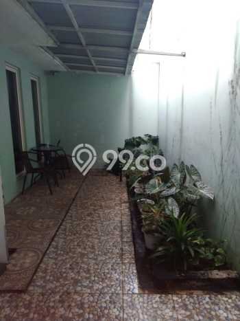 Rumah Modern 2 KT di Suvarna Sutera Tangerang Semi Furnished Rumah Modern 2 KT di Suvarna Sutera Tangerang Semi Furnished