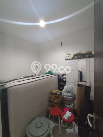 Rumah Modern 3 KT di Suvarna Sutera Tangerang Semi Furnished Rumah Modern 3 KT di Suvarna Sutera Tangerang Semi Furnished