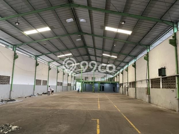 AREA BISNIS! Gudang Kawasan Jatake, Luas 1500m², Jalan Utama AREA BISNIS! Gudang Kawasan Jatake, Luas 1500m², Jalan Utama