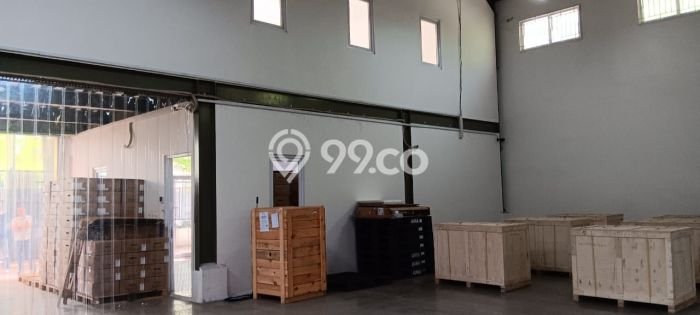 Gudang For Rent di BSD, Luas 400m², Area Strategis, Akses Mudah Gudang For Rent di BSD, Luas 400m², Area Strategis, Akses Mudah