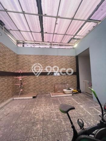 Rumah Strategis Minimalis Lb 161m2 di Karawaci, Tangerang Rumah Strategis Minimalis Lb 161m2 di Karawaci, Tangerang