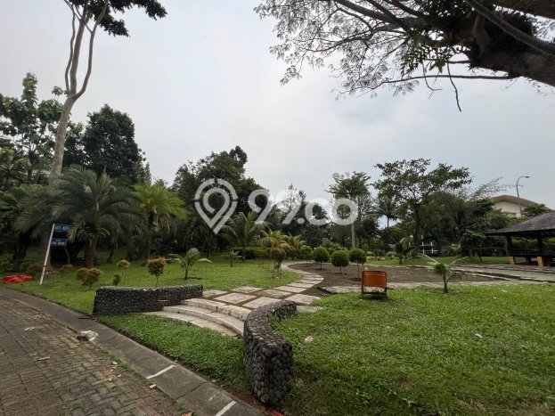 Dijual Rumah Premium dengan Fasilitas Sekitar Lengkap di BSD, Tangerang Selatan Dijual Rumah Premium dengan Fasilitas Sekitar Lengkap di BSD, Tangerang Selatan