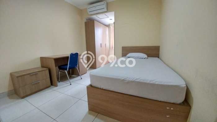 Dijual Kost di BSD, Tangerang Selatan, 35 KT, 35 KM, Luas 900m2 Dijual Kost di BSD, Tangerang Selatan, 35 KT, 35 KM, Luas 900m2